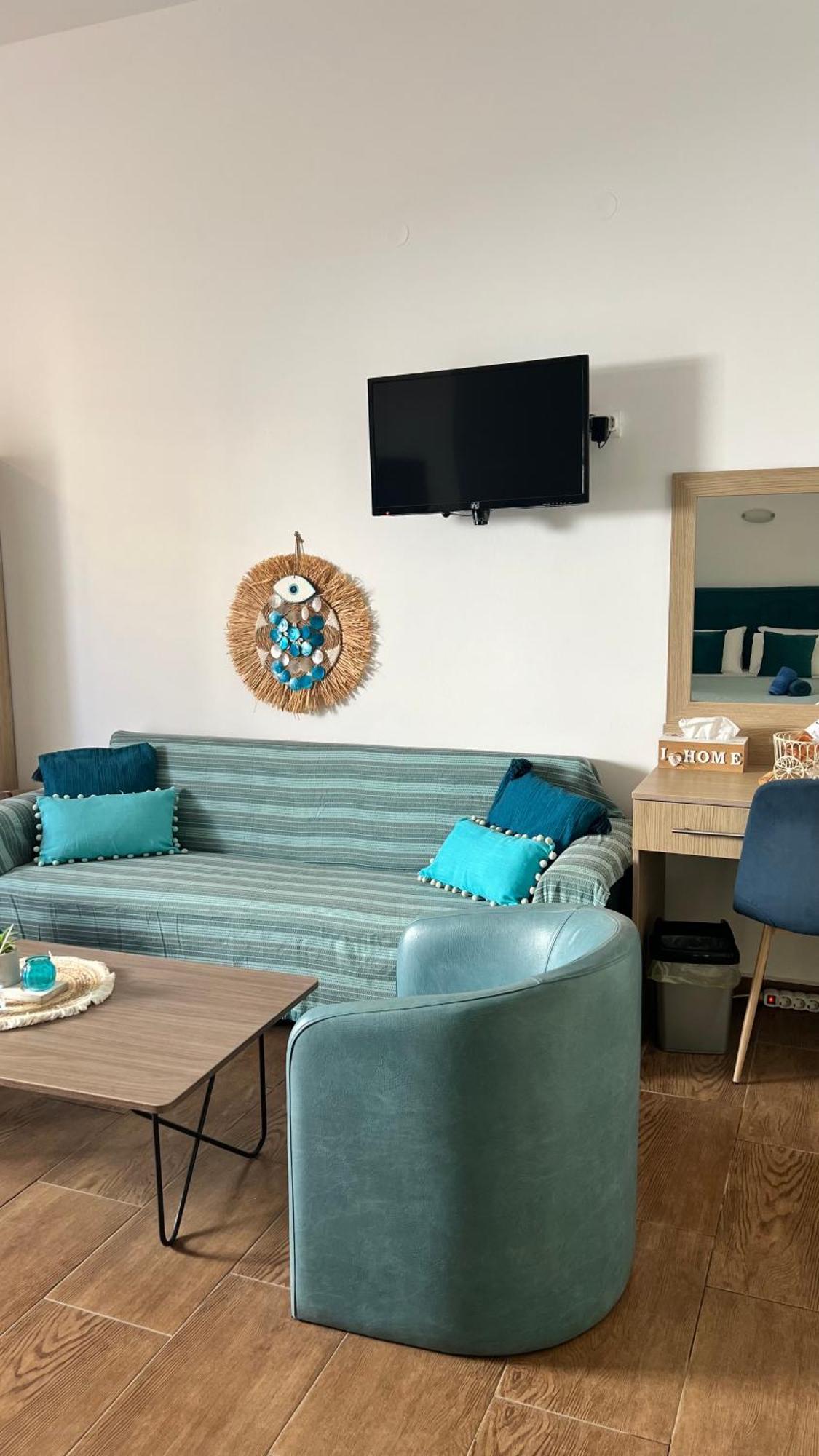Grande Blue Suites With Private Bay Archangelos  Esterno foto